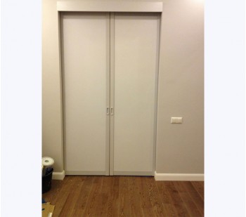 Раздвижная дверь (белая) - заказать раздвижную дверь в Москве недорого